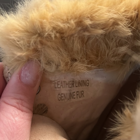 Tim Girl Fur Booties - Picture 4 of 9